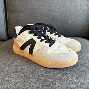 MIA Women’s Casual Shoes - Size 6